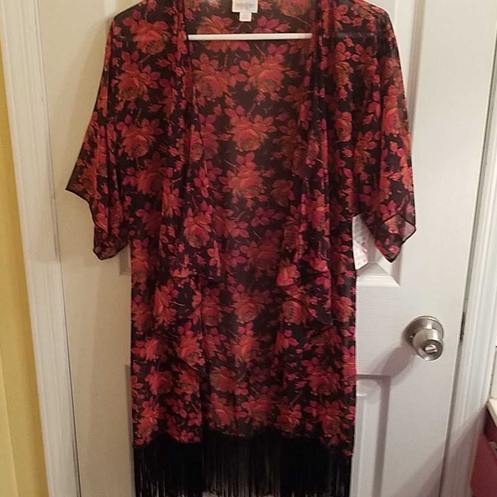 Lularoe small floral black Monroe